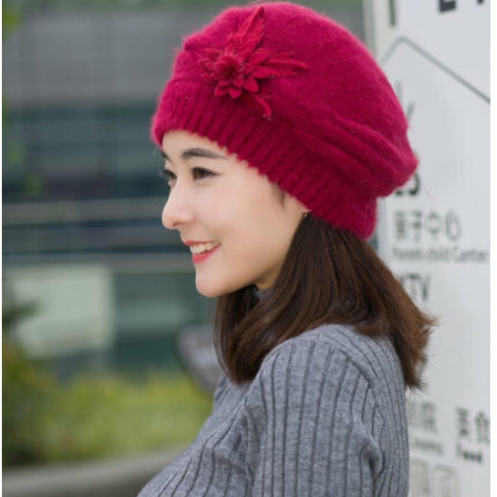 Burgundy knitted Beret Hat